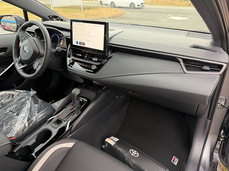 Toyota Corolla TS 2.0 HEV GR SPORT JBL Monoto - fotka 7 z 9
