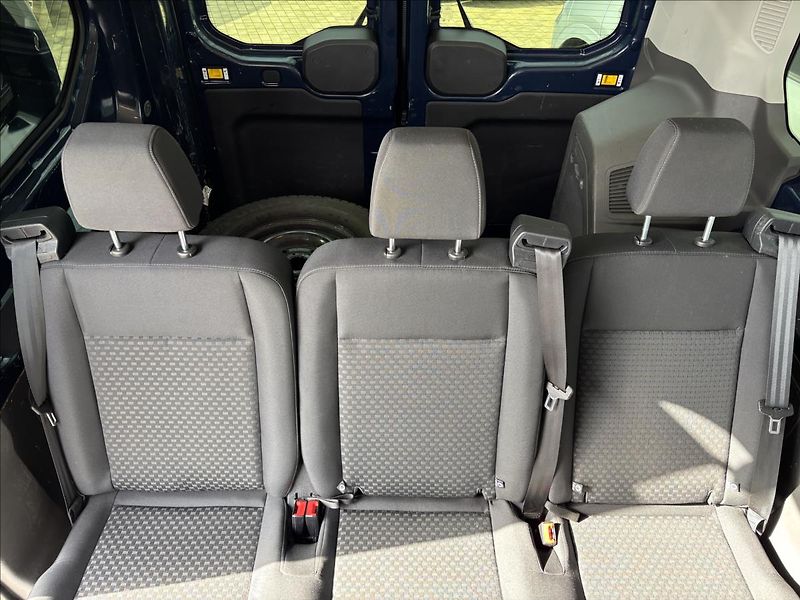 Ford Transit 2,0 EcoBlue MHEV Kombi L2 DPH - fotka 16 z 36
