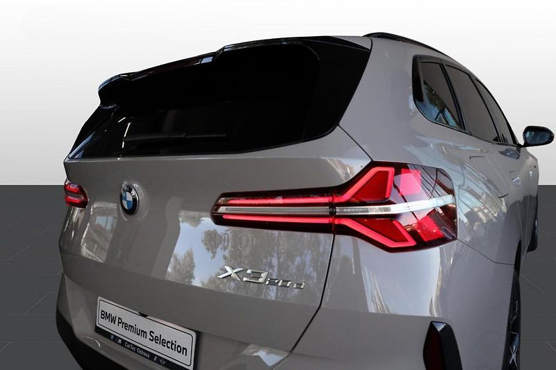BMW X3 xDrive20d - fotka 20 z 31