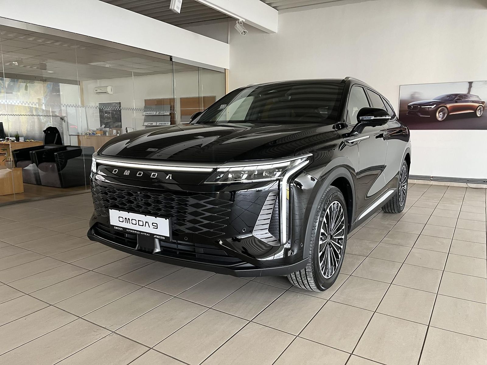 Omoda 9 PHEV 