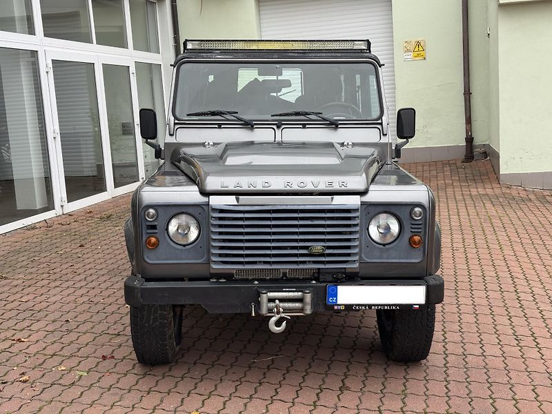 Land Rover Defender (2007) PUMA - fotka 3 z 20