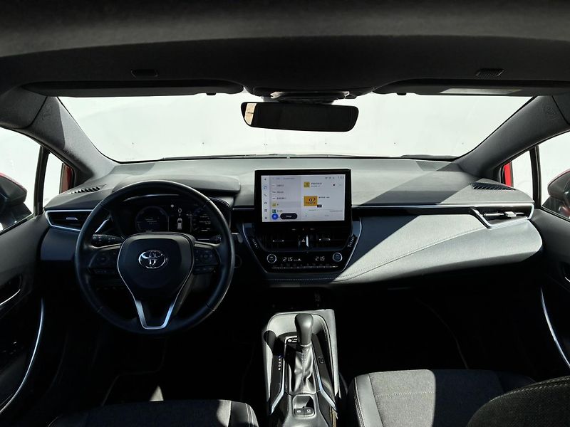 Toyota Corolla 1.8 HSD 140k e-CVT Style - fotka 5 z 22