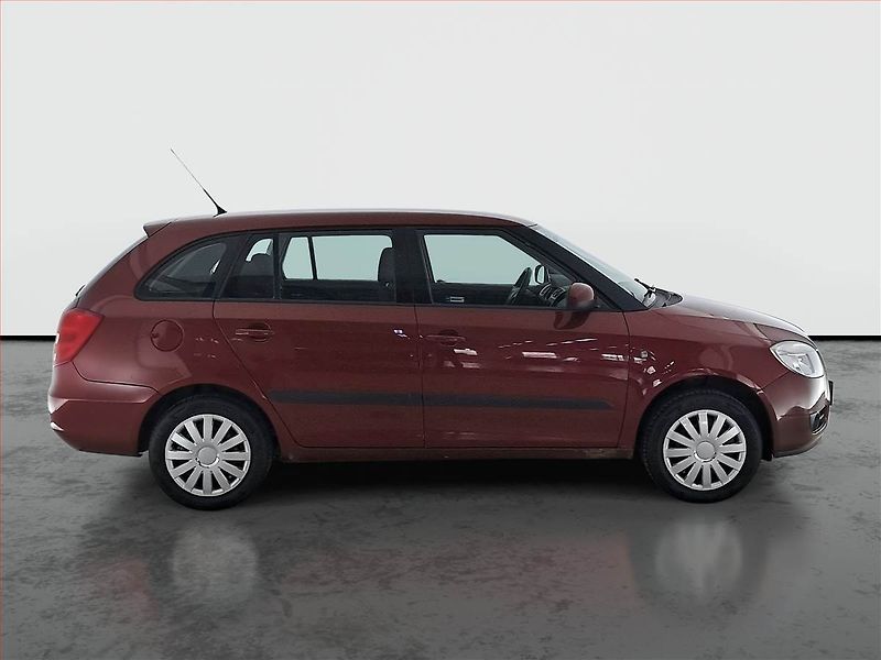 Škoda Fabia (2009) 1.2 12V, nová STK, Tažné - fotka 6 z 15