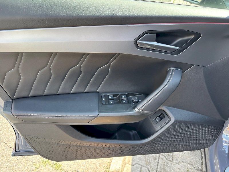 Cupra Formentor (2024) 1.5 TSI 150K DSG - fotka 21 z 30