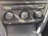 Škoda Octavia (2007) 1.9TDi, AAC, tempo - náhled 14