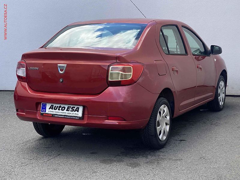 Dacia Logan (2013) 1.4MPi, 1.maj,ČR, AC - fotka 4 z 14