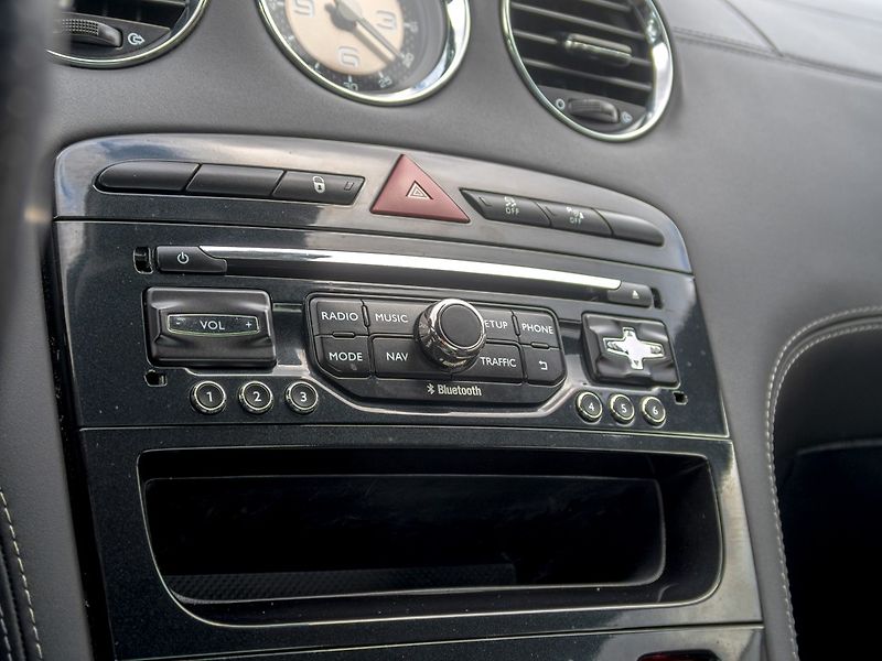 Peugeot RCZ (2013) CZ 2.0HDI 120KW – PO SERVISU - fotka 26 z 44