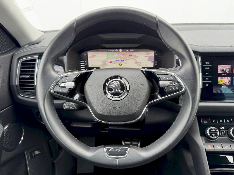 Škoda Kodiaq (2022) 2.0 TSI 140kW 4x4 DSG L&K - fotka 8 z 35