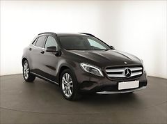 Mercedes-Benz GLA (2017) 220 d 4MATIC - fotografie inzerátu