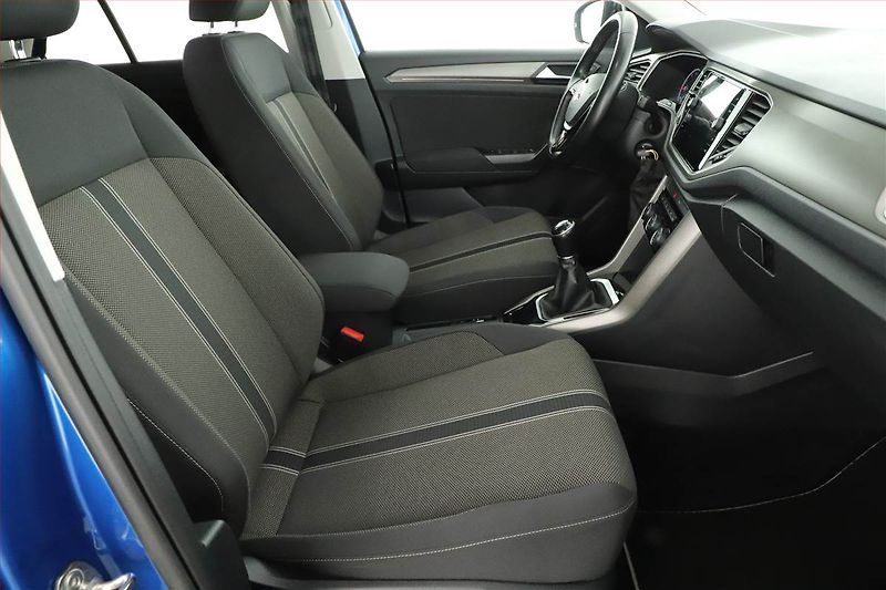Volkswagen T-Roc (2021) 1.0 TSI, Tempomat - fotka 7 z 18