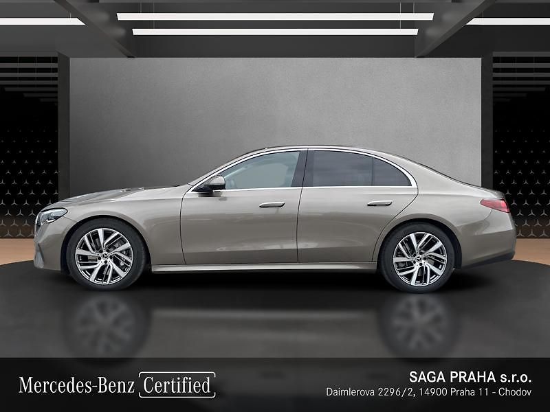 Mercedes-Benz Třídy E Třída E 450 d 4MATIC - fotka 6 z 18