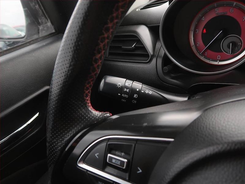 Suzuki Swift (2018) 1.4 BoosterJet Sport - fotka 16 z 16