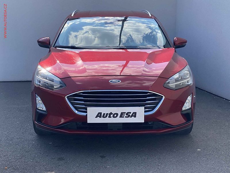 Ford Focus (2020) 2.0TDCi, Titanium, LED, navi - fotka 2 z 18