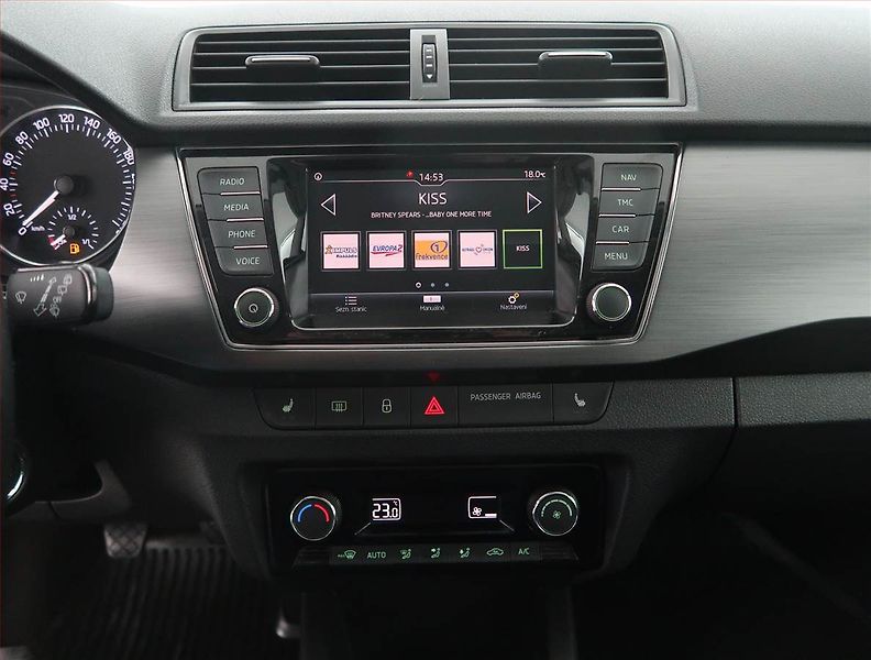 Škoda Fabia (2018) Style 1.0 TSI, Tempomat - fotka 12 z 20