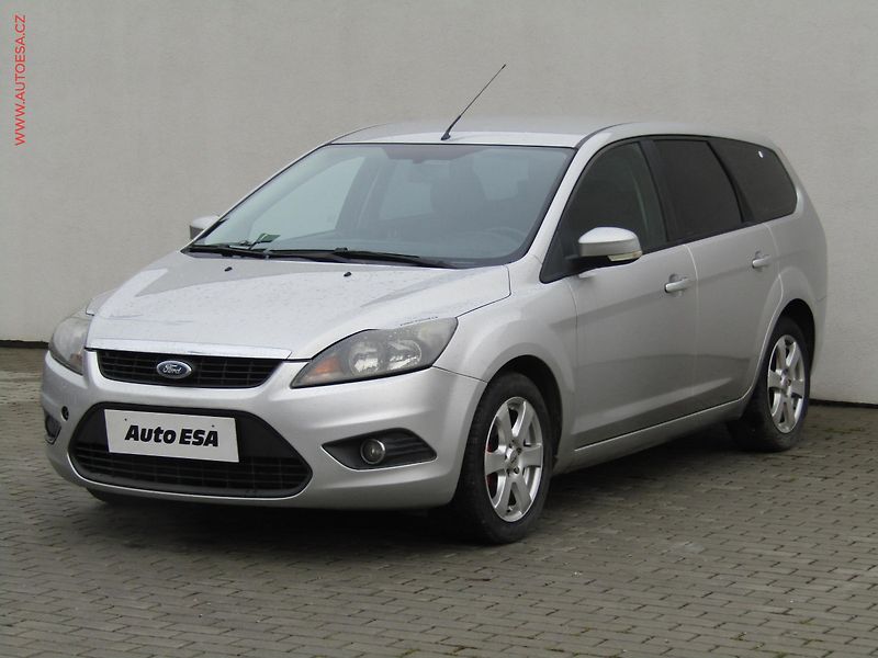 Ford Focus (2010) 1.6TDCi, 2.maj, Klima - fotka 3 z 15