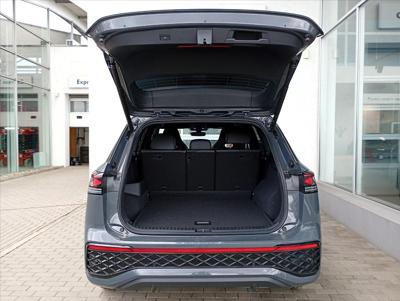 Volkswagen Tayron (2026) 1,5 eTSI 110kW mHEV  R-line - fotka 9 z 17