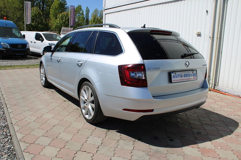 Škoda Octavia 2,0 TDI 110kw Style plus - fotka 5 z 25