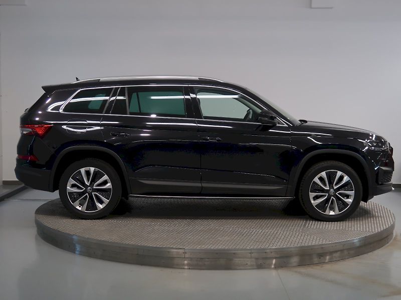 Škoda Kodiaq (2023) STYLE 2.0TDI 110KW DSG WEBASTO - fotka 8 z 47