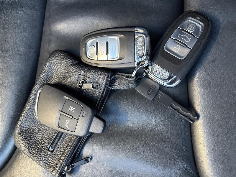 Audi Q5 3,0 TDi176kW 3x S-line,Max výb - fotka 43 z 50