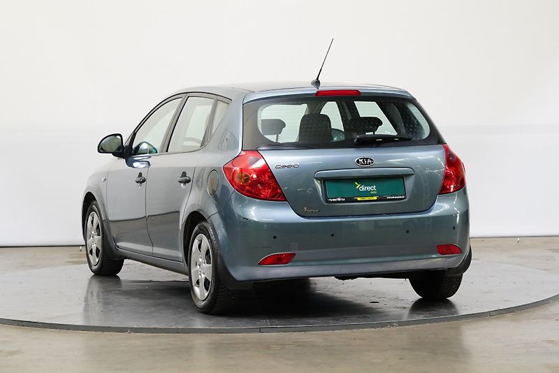 Kia Ceed - fotka 7 z 23