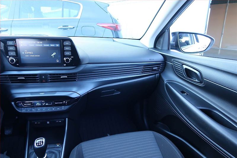 Hyundai i20 (2023) 1.2 MPI, Serv.kniha, Tempomat - fotka 8 z 20