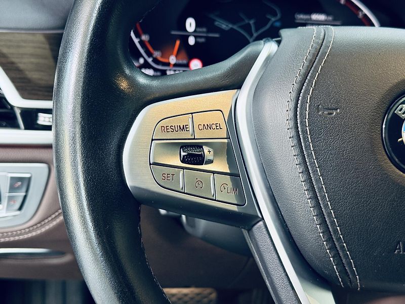 BMW Řada 7 (2020) 730xd*H&K*HUD*LASER* - fotka 19 z 44