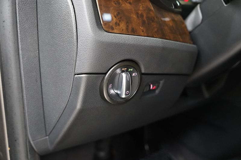 Volkswagen Multivan - fotka 13 z 30