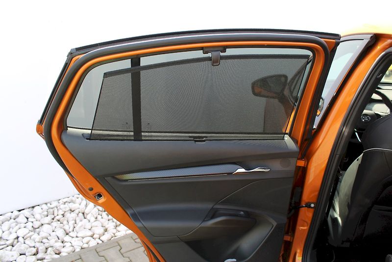 Škoda Enyaq (2022) 80 iV 220kW 4x4 RS - fotka 25 z 32