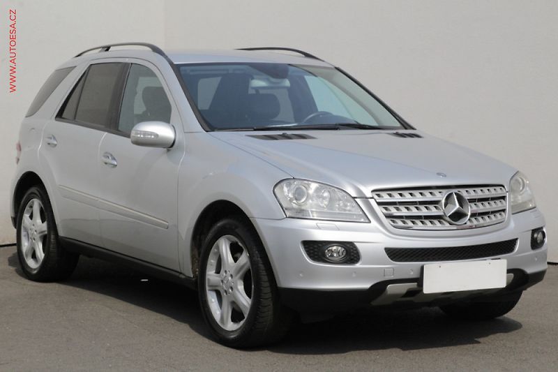 Mercedes-Benz Třídy M (2006) 3.0 CDI ML 280 CDI 4-MATIC - fotka 1 z 3