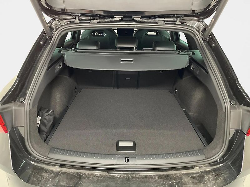 Cupra Leon VZ 245kW Immersive Matrix Taž - fotka 15 z 16