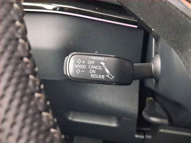 Škoda Karoq (2023) Sportline 2.0 TDI - fotka 25 z 31