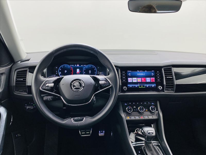 Škoda Kodiaq 2,0 TDI 147kW DSG 4x4 L&K - fotka 10 z 28
