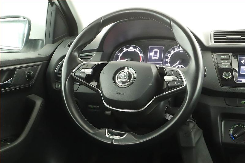 Škoda Fabia (2022) Ambition 1.0 TSI, ČR,1.maj - fotka 8 z 13