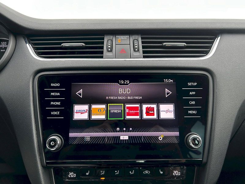 Škoda Octavia (2019) Combi 1.5 TSI 96kW Plyn (CNG) - fotka 12 z 30