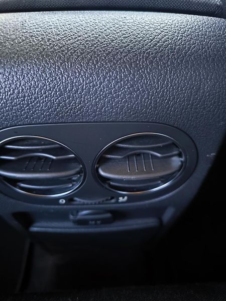Volkswagen Golf Plus VI 1,6MPI 75kW SERVISKA 1MAJ. - fotka 30 z 55