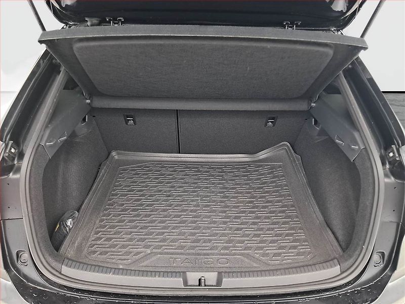 Volkswagen Taigo (2024) 1.0 TSI - fotka 14 z 19