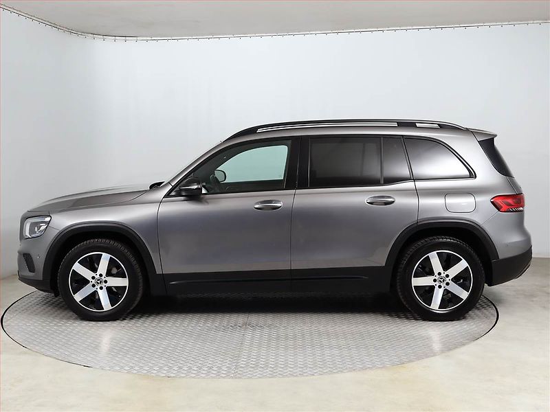 Mercedes-Benz GLB (2021) 200 d 4MATIC - fotka 3 z 21