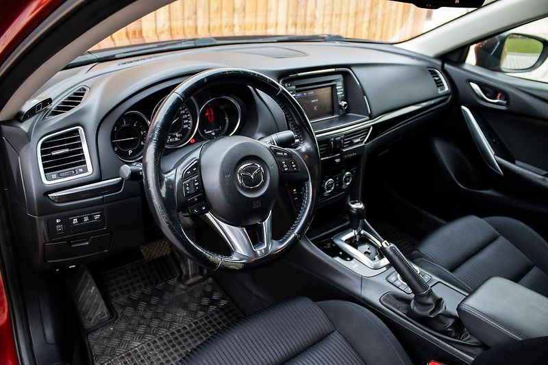 Mazda 6 - fotka 13 z 32