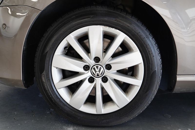 Volkswagen Passat - fotka 10 z 27