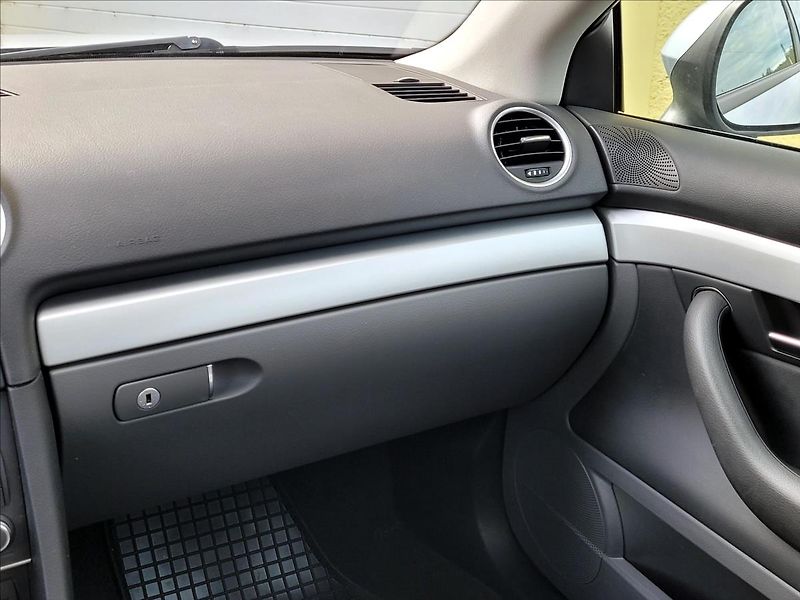 Seat Exeo 1,8 T Style *SERV.KN.+ ROZVODY - fotka 30 z 39