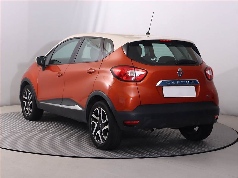 Renault Captur (2014) 1.2 TCe, Automat, Serv.kniha - fotka 4 z 17