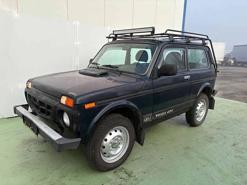 Lada Niva 1.7, 61kW, 4x4, Tažné - fotka 4 z 13
