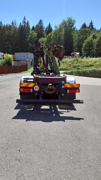 Iveco (2009) 450 kontejner+ruka - fotka 9 z 12