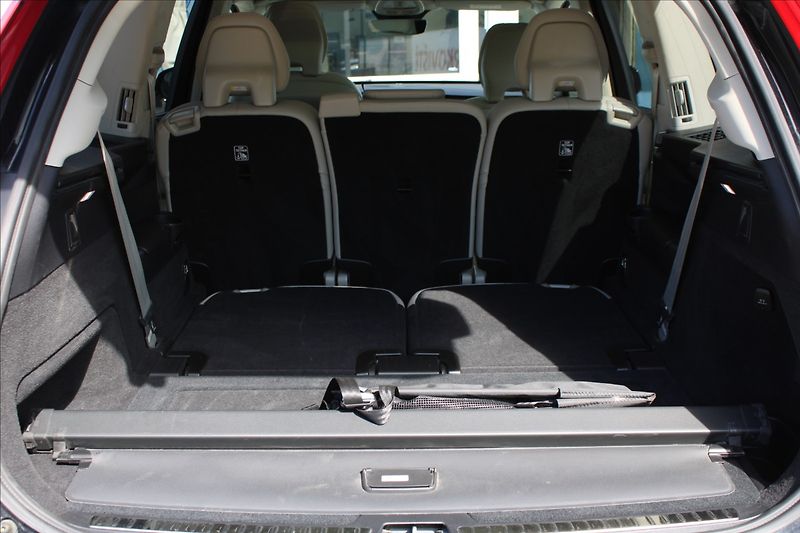 Volvo XC90 2,0 B5  ULTIMATE,7.MÍST,ZÁRUKA - fotka 35 z 47