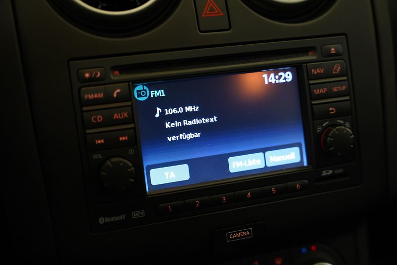 Nissan Qashqai - fotka 21 z 24