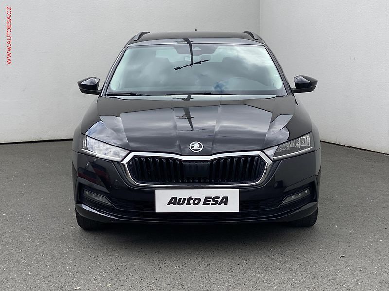 Škoda Octavia (2020) 1.5 TSi, Ambition, LED - fotka 2 z 18