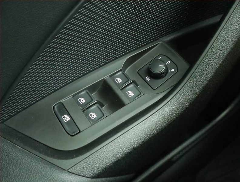 Škoda Octavia (2023) Ambition 2.0 TDI - fotka 14 z 15