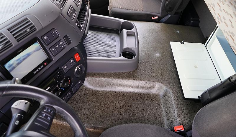 DAF CF (2017) 290 / ACC / EURO 6 / IZOTERMA  - fotka 9 z 58
