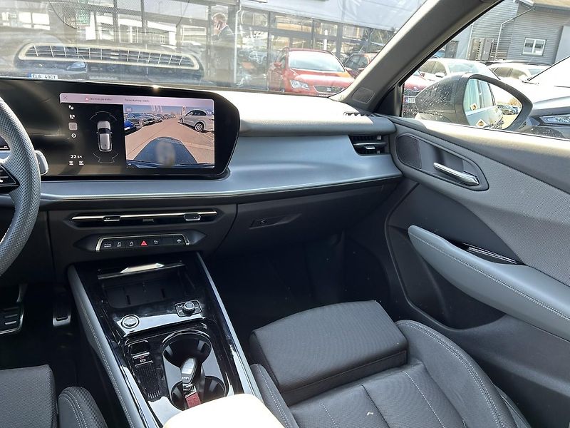 Audi Q3 TDI 110 kW - fotka 18 z 23