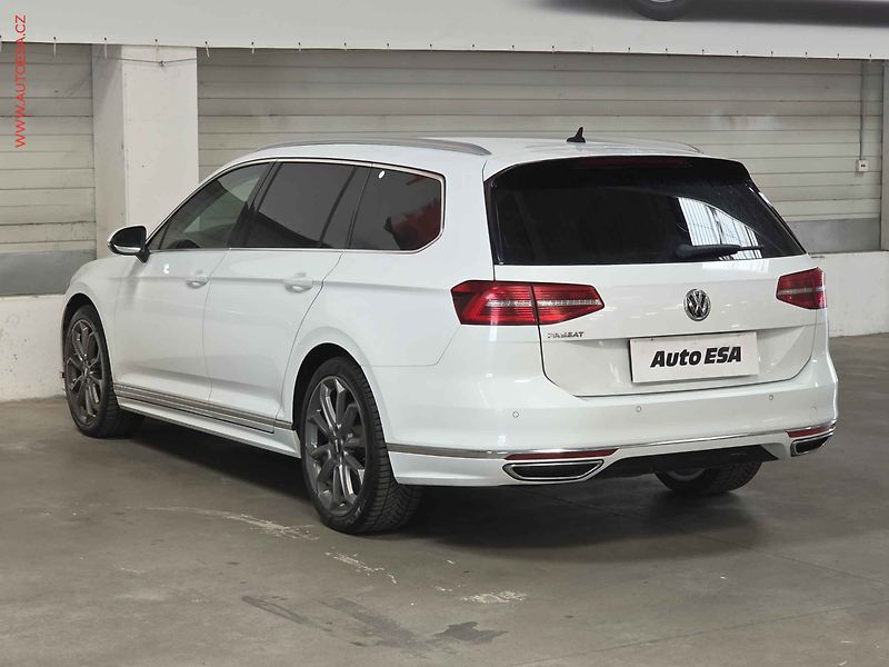 Volkswagen Passat (2018) 2.0TDi, ČR, DSG, navi, LED - fotka 4 z 21
